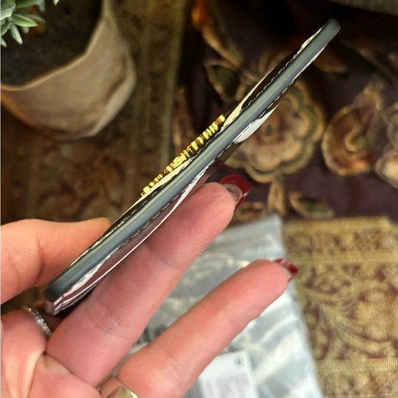 Authentic KATE SPADE Saffiano leather slim zebra stripes card case - Picture 5 of 9